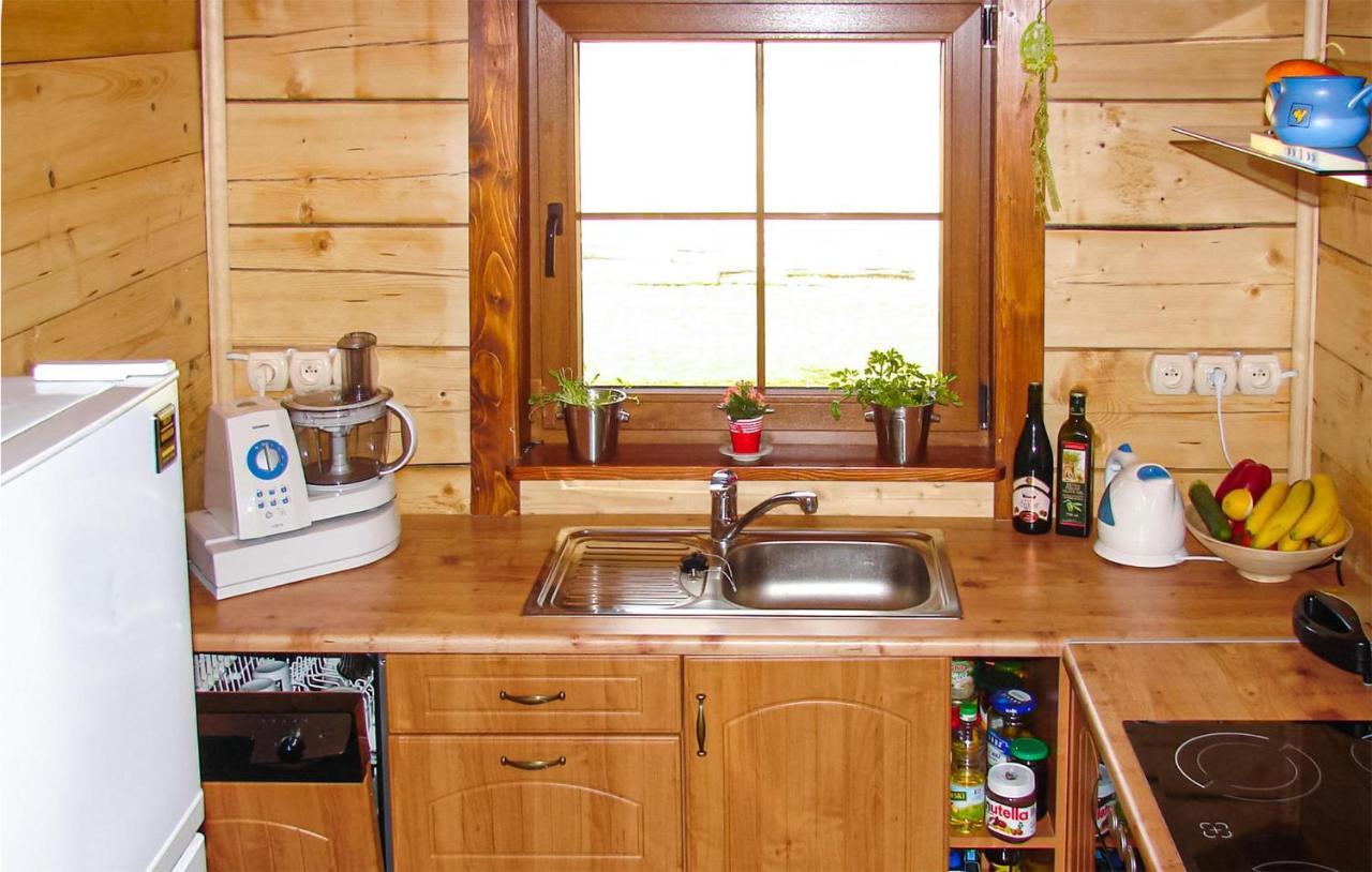 3 Bedroom Cozy Home In Mscice Podamirowo Buitenkant foto