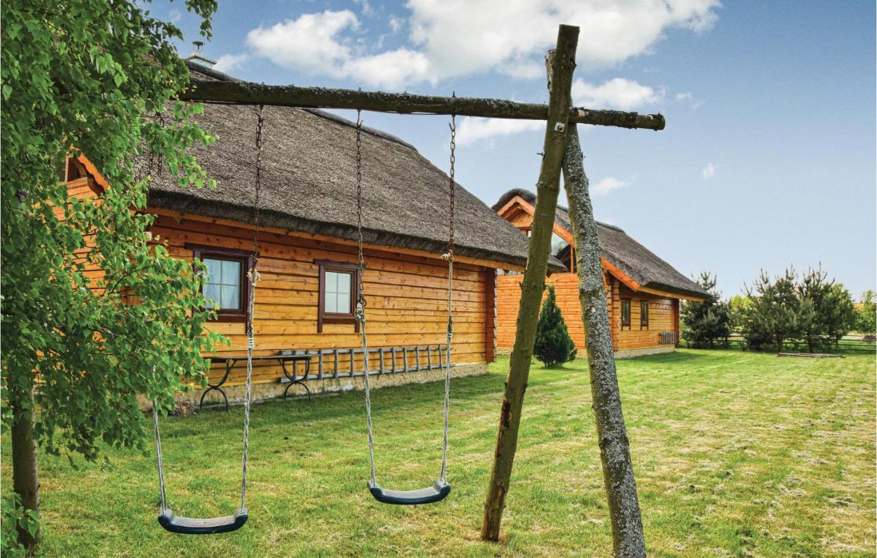 3 Bedroom Cozy Home In Mscice Podamirowo Buitenkant foto